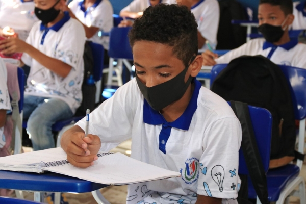 Professores da rede municipal de ensino participam de aula inaugural da  formação em xadrez